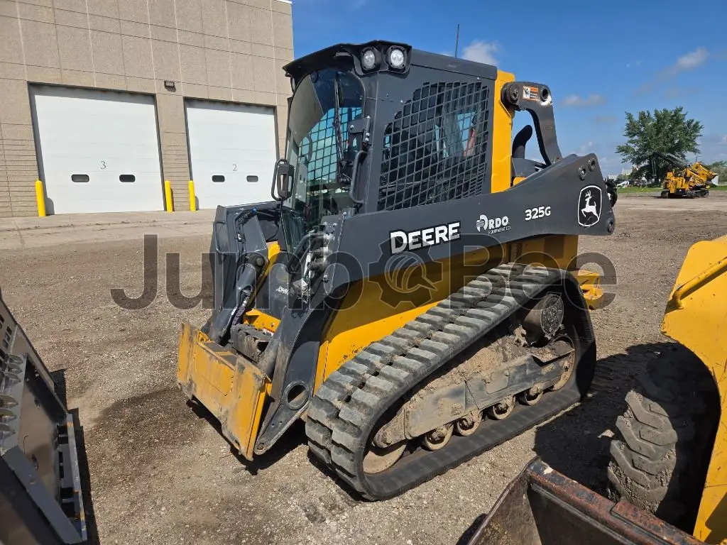 John Deere 325G 2023 - Usado (305 Horas) en Venta — foto 1 de 11