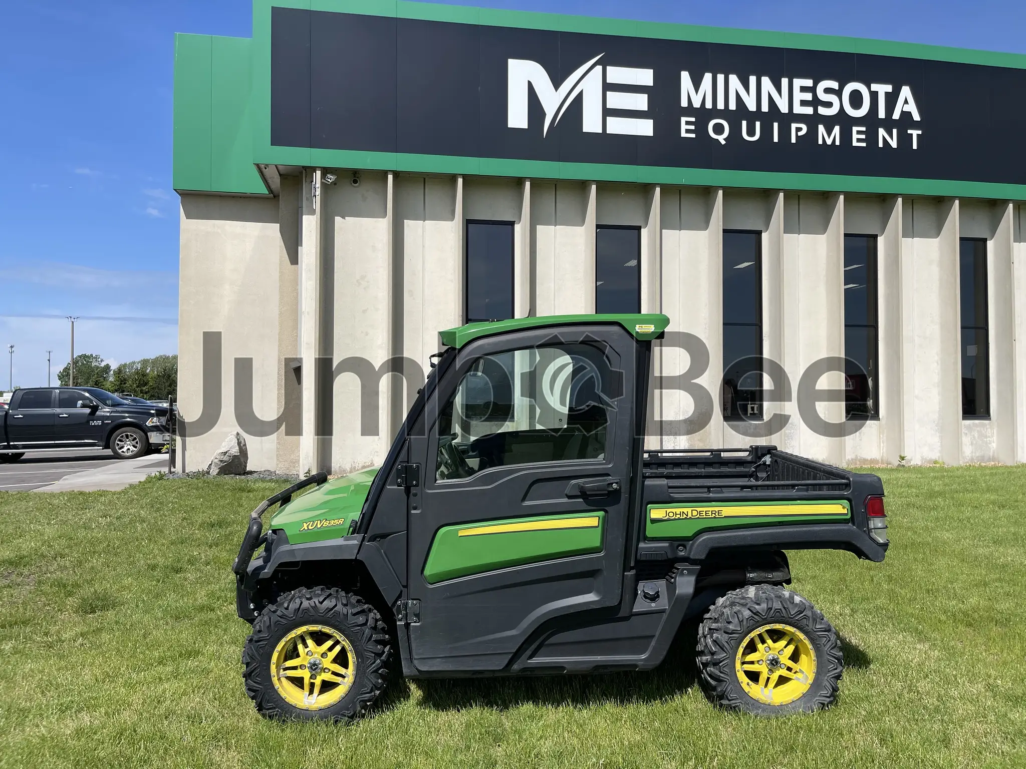 2017 John Deere XUV835R - Used, 1,799 Hours for Sale — photo 1 of 9