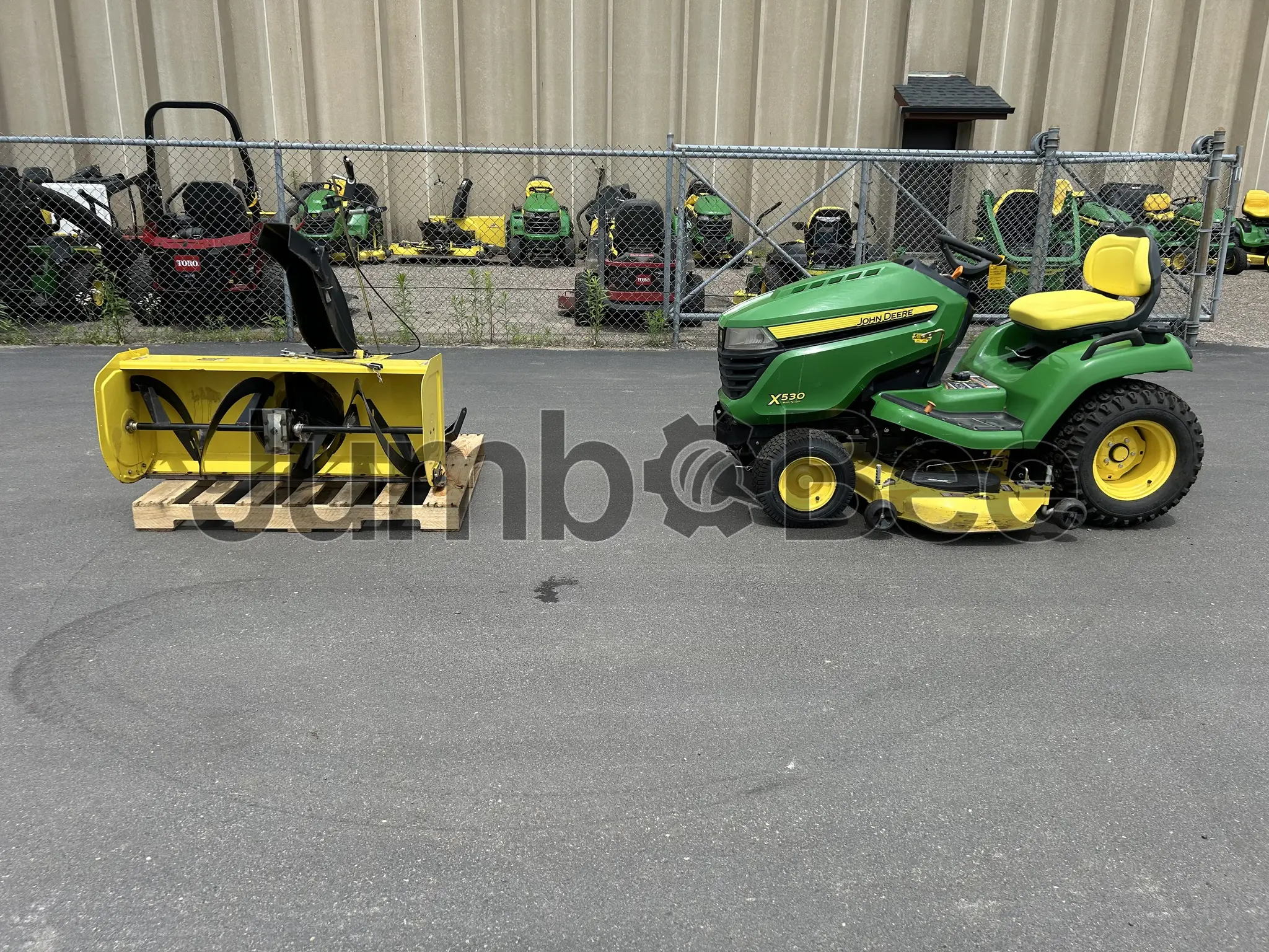 John Deere X530 2014 - Usado (693 Horas) en Venta — foto 1 de 11