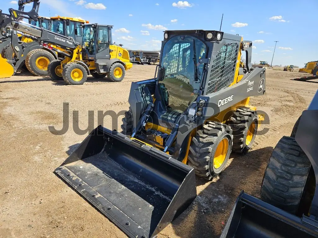 John Deere 324G 2025 - Usado (12 Horas) en Venta — foto 1 de 6