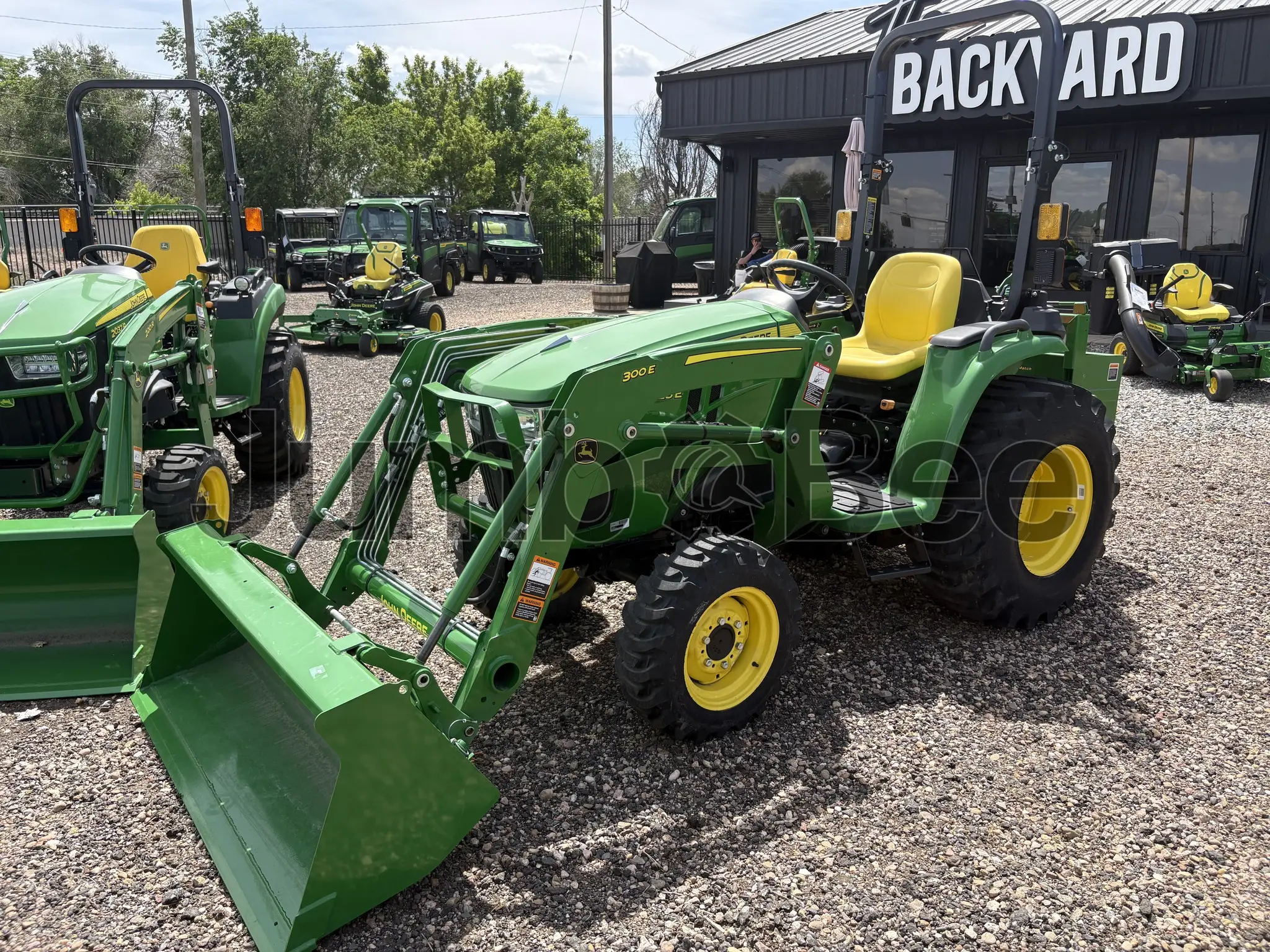 John Deere 3025E 2024 - Nuevo en Venta — foto 1 de 7
