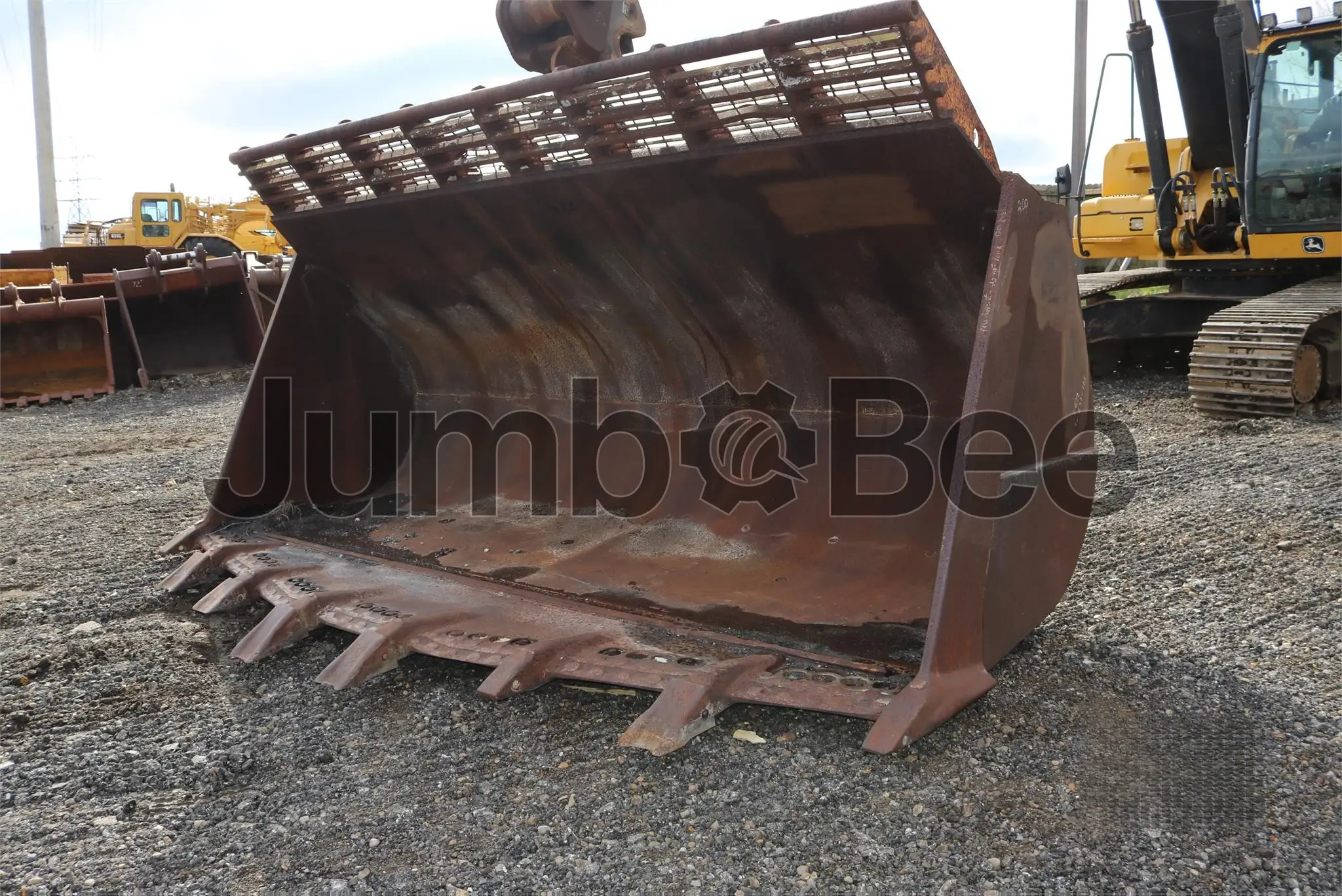 Caterpillar CAT SPADE NOSE TOOTH BUCKET 3V6622 - Usado en Venta — foto 1 de 20