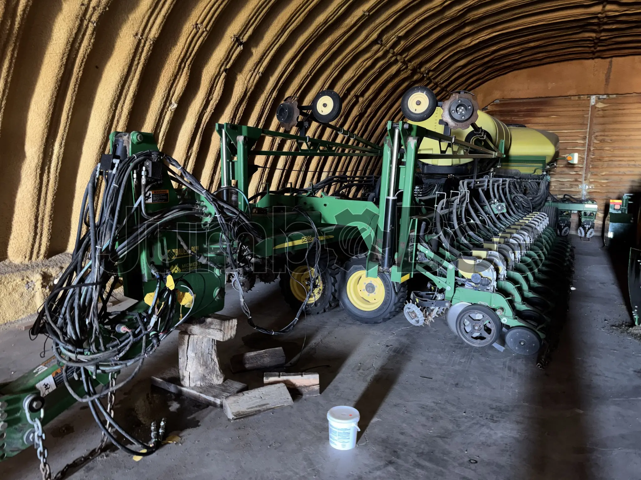 John Deere DB66 2012 - Usado en Venta — foto 1 de 50