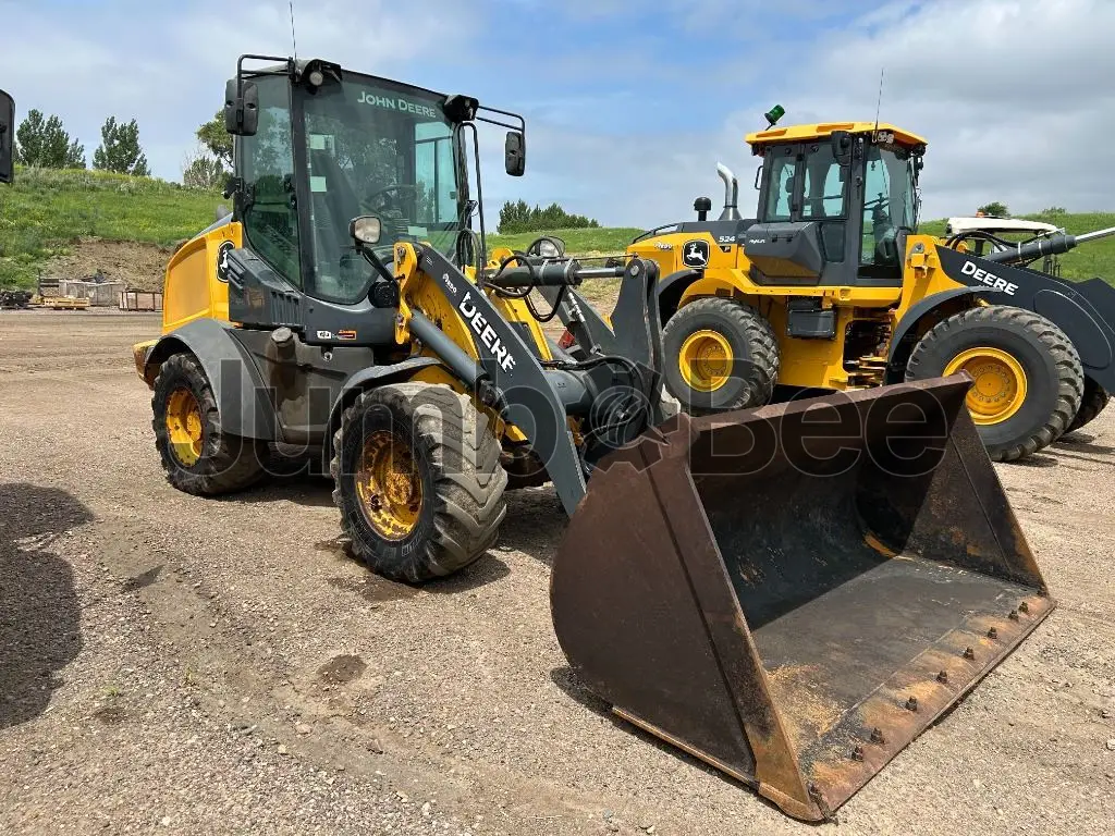 2020 John Deere 324L - Used, 2,352 Hours for Sale — photo 1 of 4