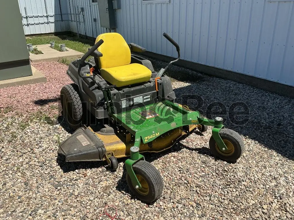 2016 John Deere Z540M - Used, 220 Hours for Sale — photo 1 of 5