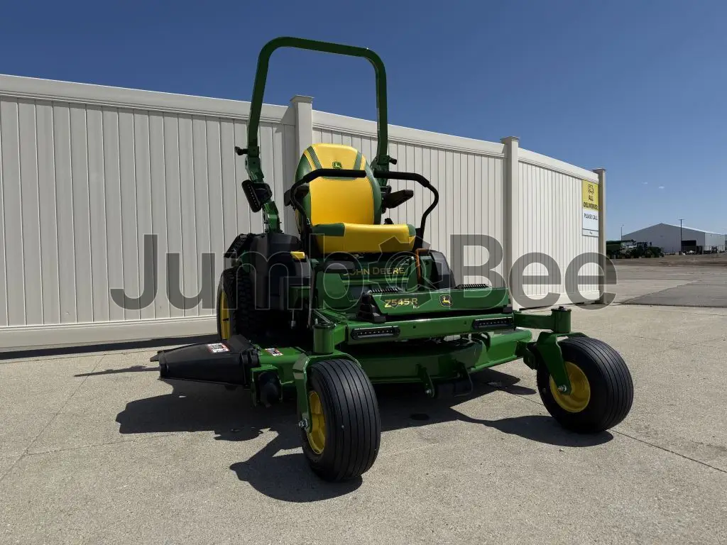 2026 John Deere Z545R - New, for Sale — photo 1 of 11