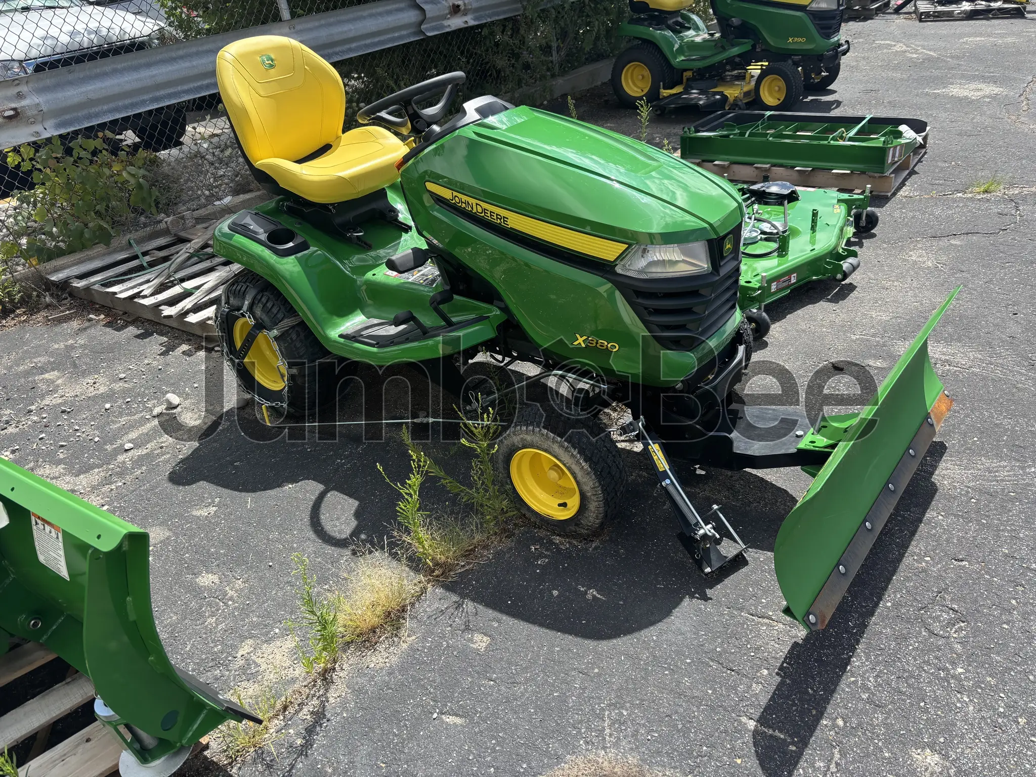 John Deere X380 2024 - Usado (8 Horas) en Venta — foto 1 de 7