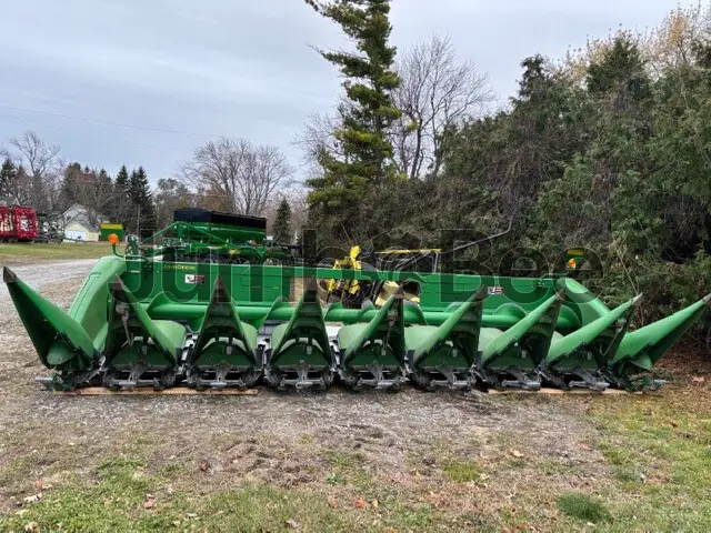 2009 John Deere 608C - Used, for Sale — photo 1 of 6