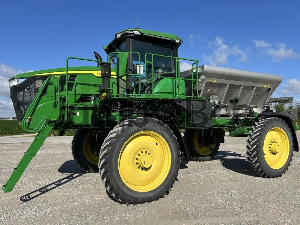 John Deere 400R 2022 - Usado en Venta — foto 1 de 94