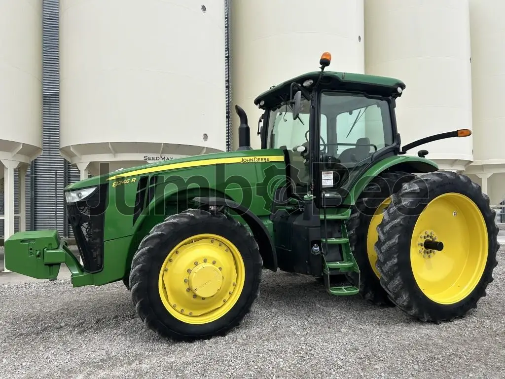 John Deere 8245R 2014 - Usado en Venta — foto 1 de 76