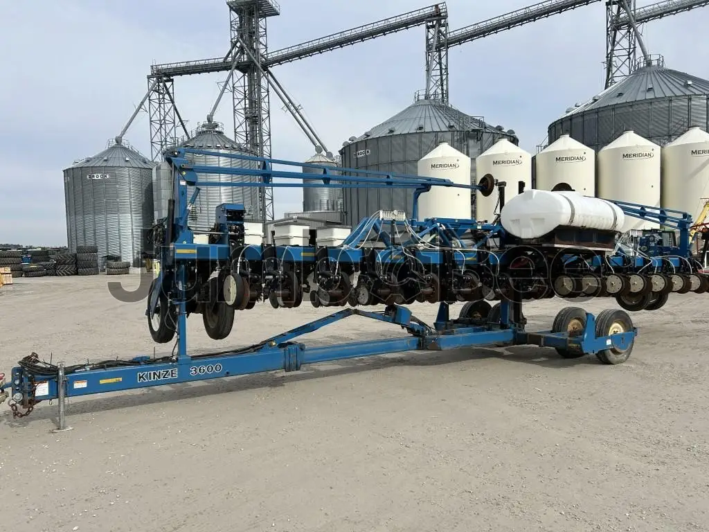 Kinze 3600 2009 - Usado en Venta — foto 1 de 74