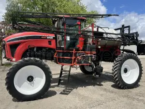 2015 Apache AS1025 Self-Propelled Sprayers