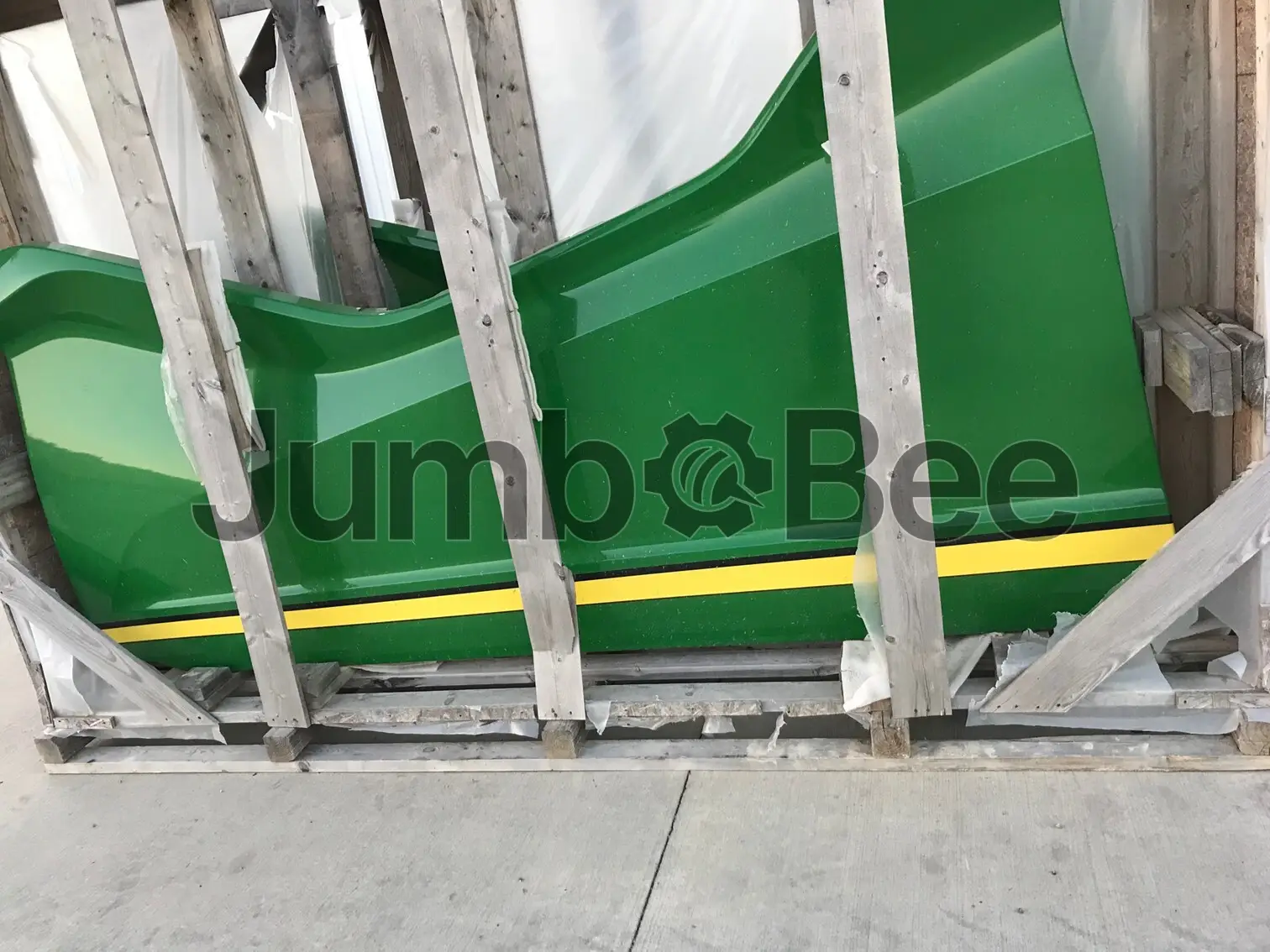 John Deere AXE82408 LH Gullwing panel - Used, for Sale — photo 1 of 8