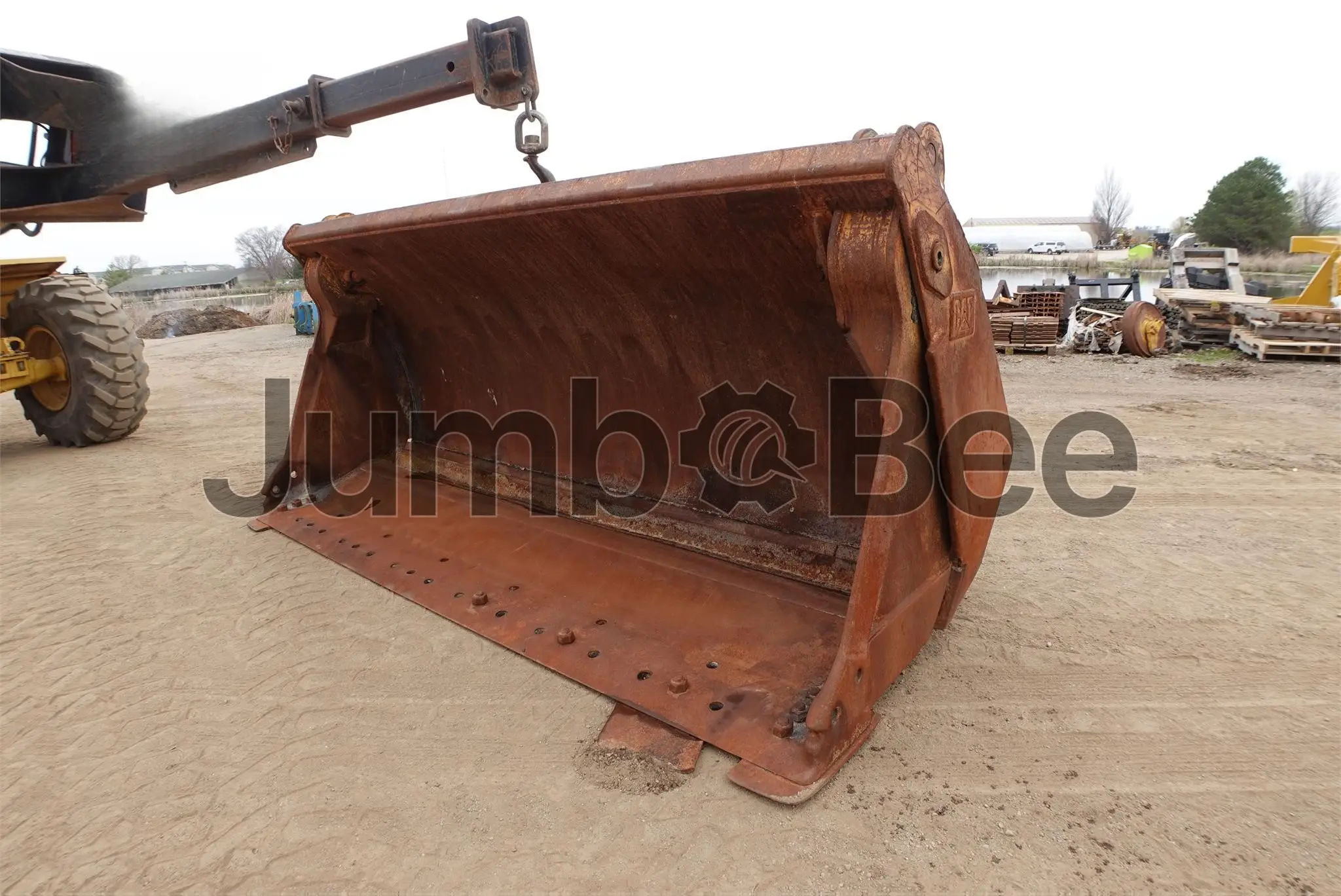 Caterpillar 23.5 BALDERSON STYLE COUPLER MP Cucharón 1437192 - Usado en Venta — foto 1 de 13