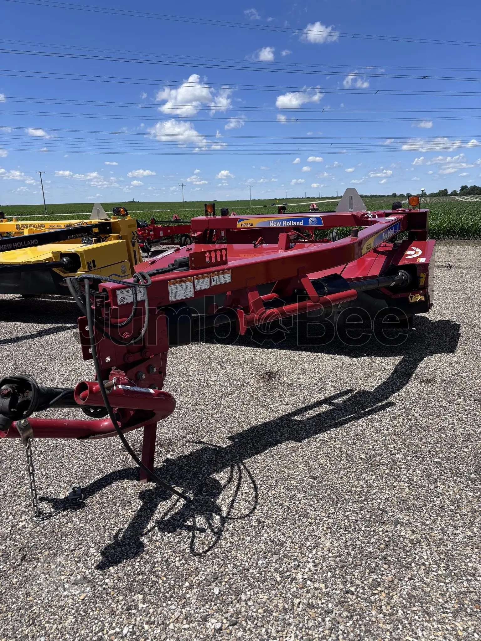 2014 New Holland H7230 - Used  for Sale — photo 1 of 8