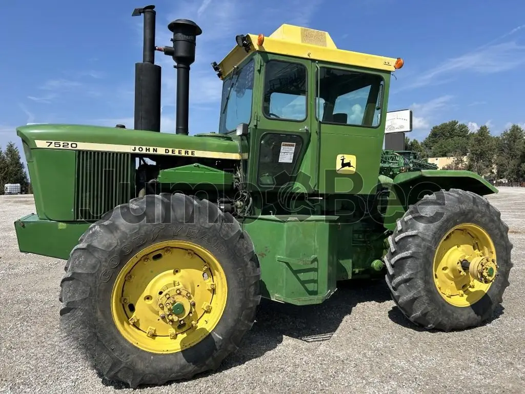 John Deere 7520 1973 - Usado en Venta — foto 1 de 60