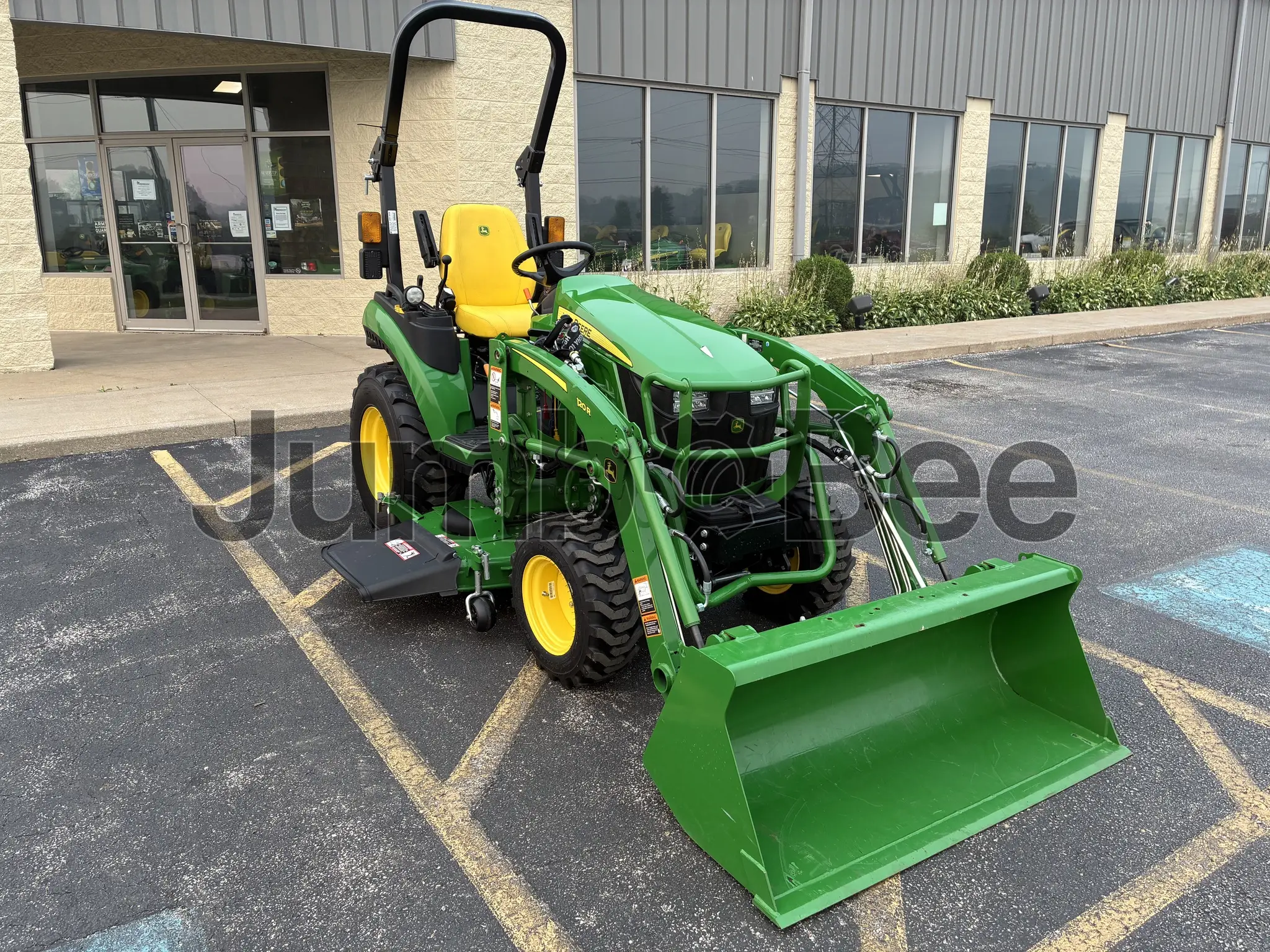 2024 John Deere 2025R - New, for Sale — photo 1 of 8