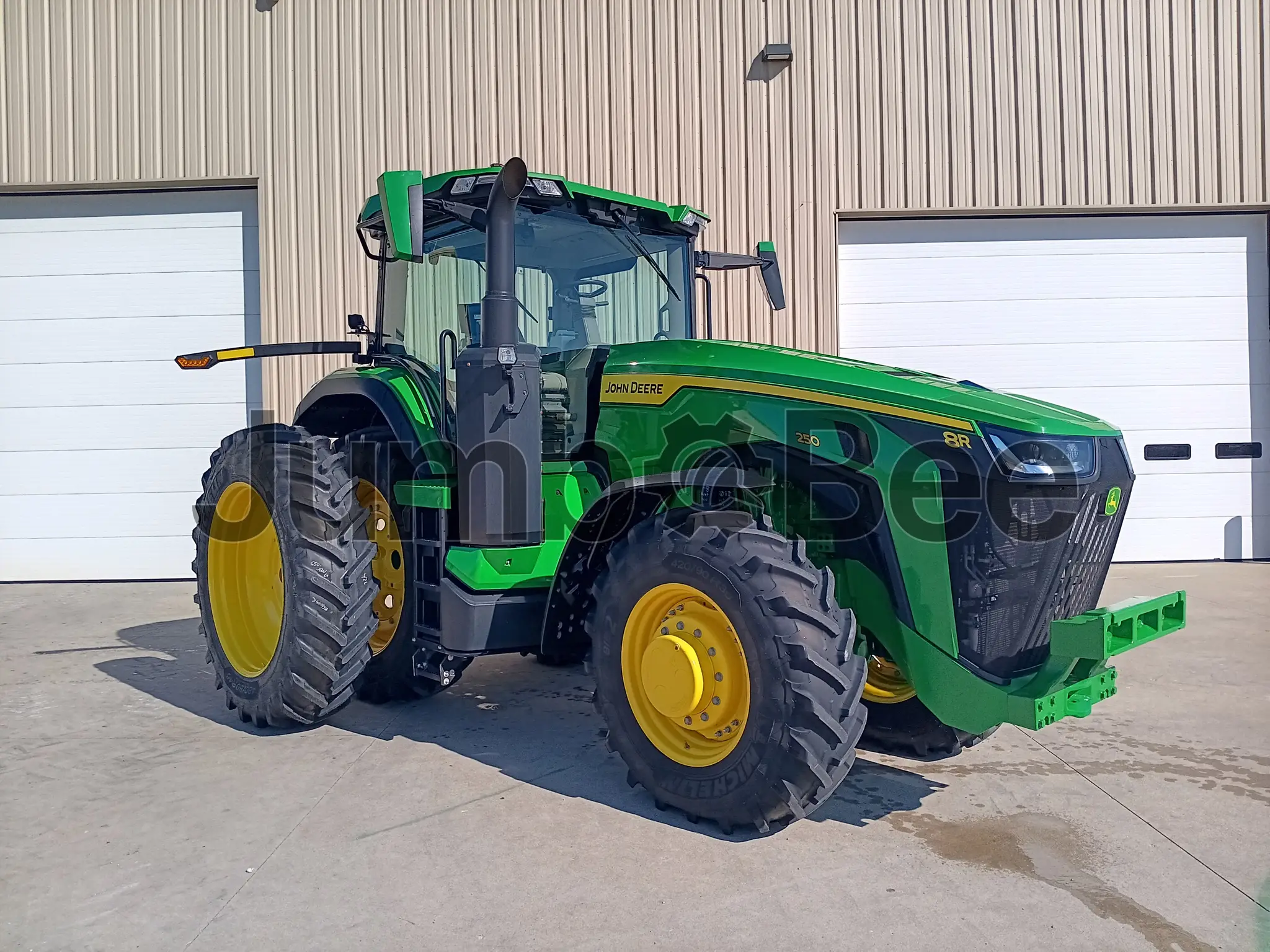 John Deere 8R 250 2025 - Usado (708 Horas) en Venta — foto 1 de 9