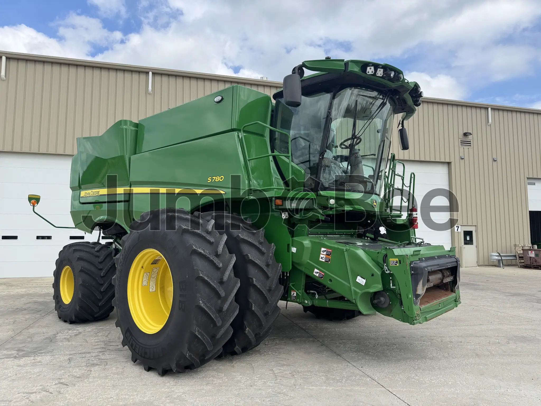 John Deere S780 2023 - Usado (355 Horas) en Venta — foto 1 de 29
