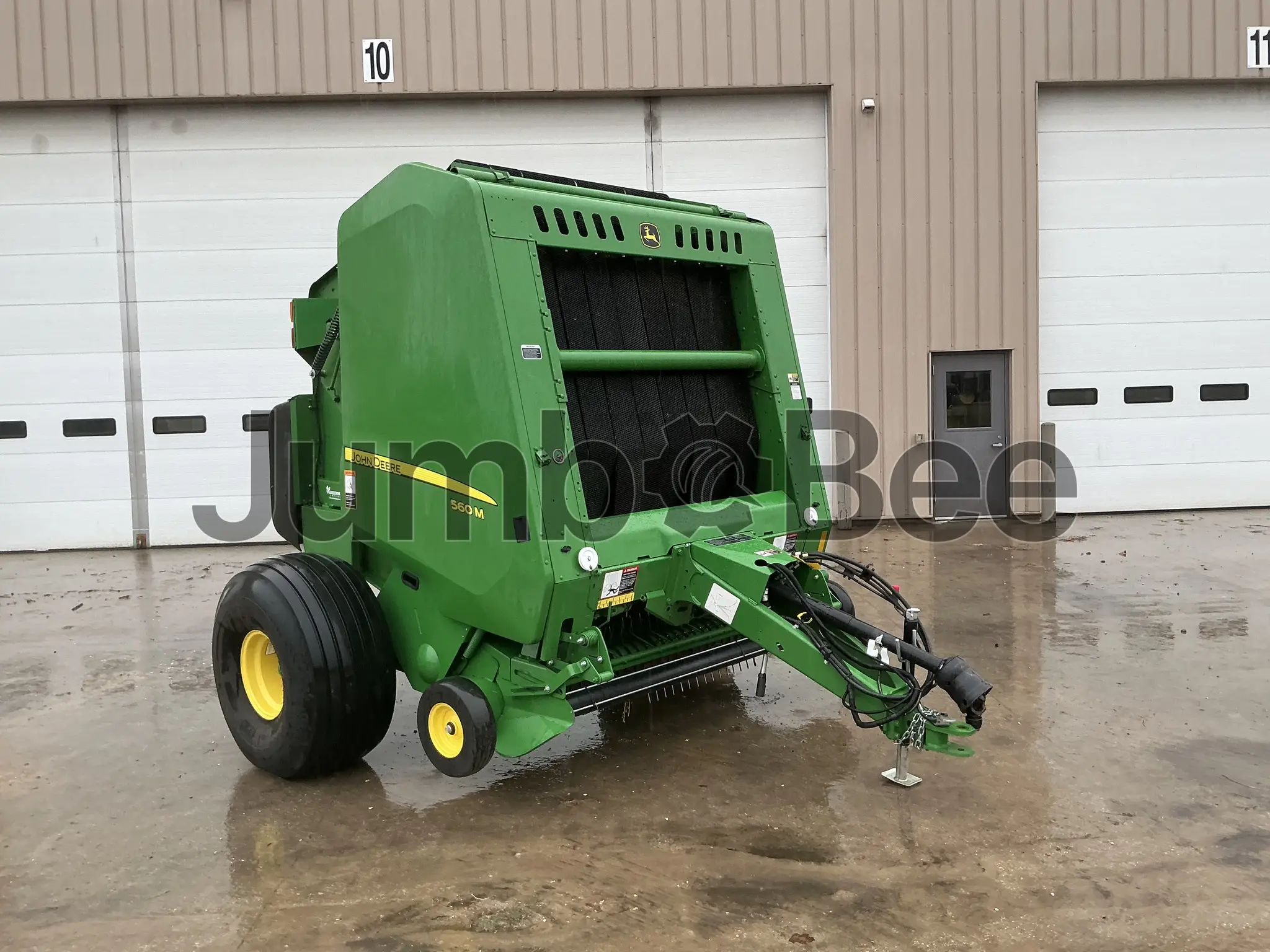 John Deere 560M 2023 - Usado en Venta — foto 1 de 8