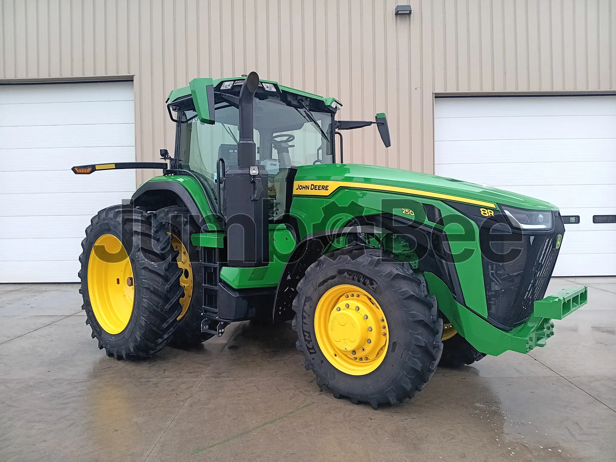 John Deere 8R 250 2025 - Usado (612 Horas) en Venta — foto 1 de 9
