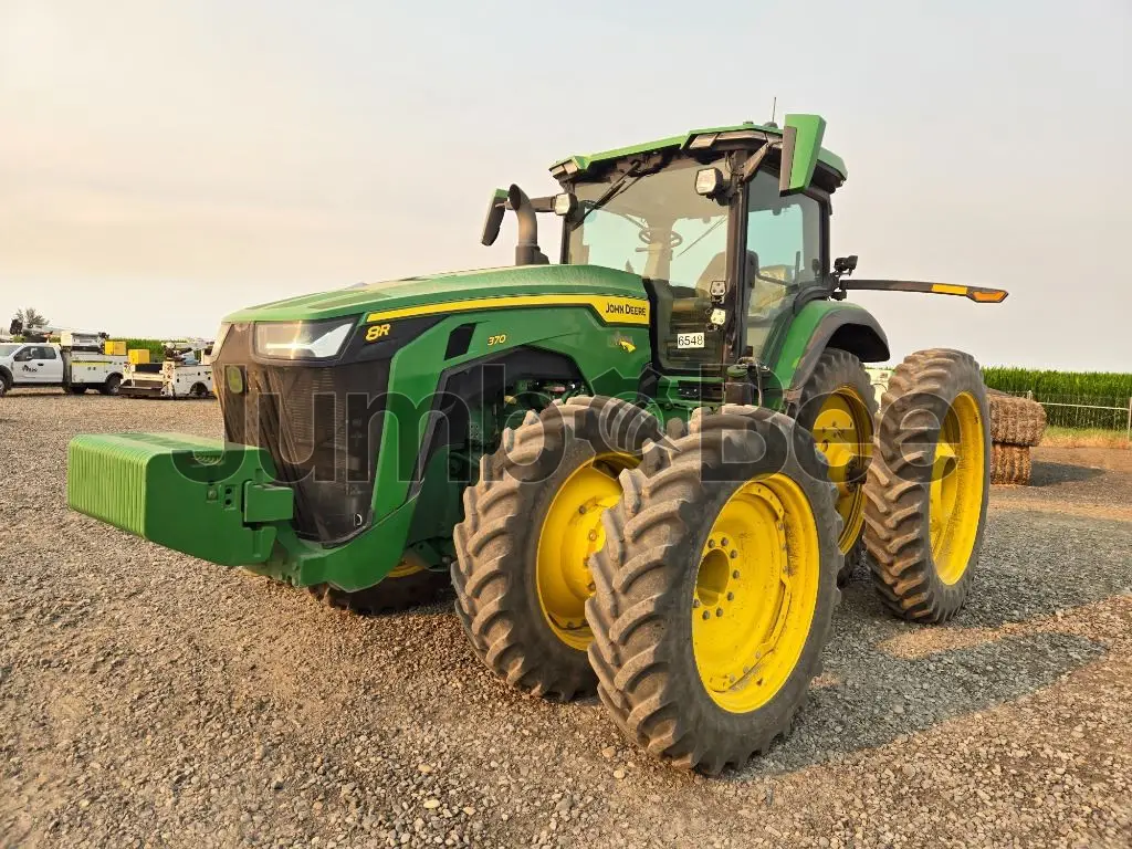 2025 John Deere 8r 370 - Used, 1,136 Hours for Sale — photo 1 of 9