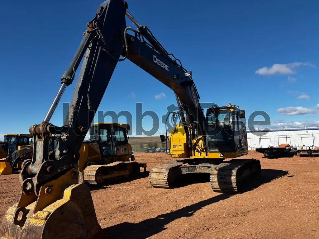 John Deere 245G 2022 - Usado (2,808 Horas) en Venta — foto 1 de 6
