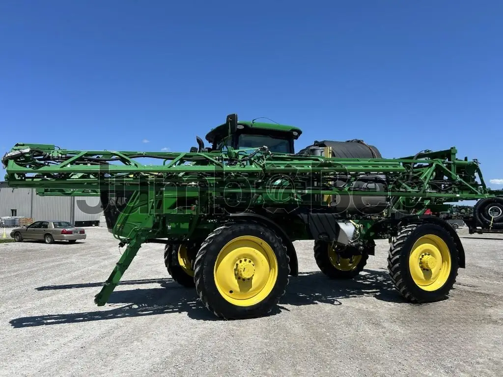 John Deere R4044 2021 - Usado en Venta — foto 1 de 101