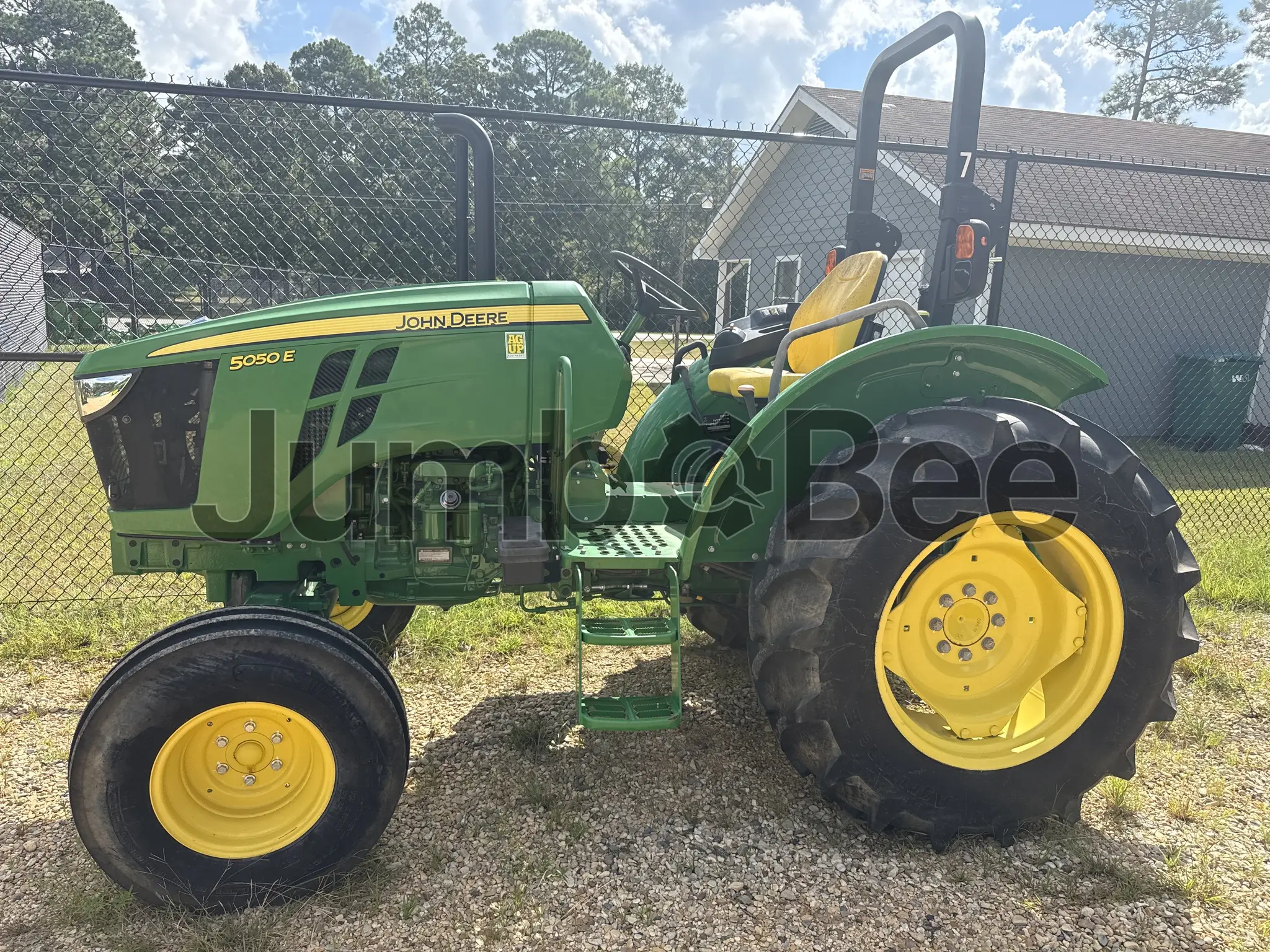 John Deere 5050E 2023 - Usado en Venta — foto 1 de 5