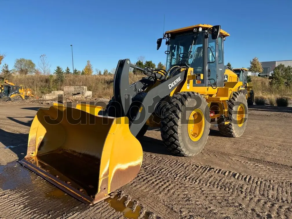 John Deere 444P 2024 - Usado (445 Horas) en Venta — foto 1 de 49
