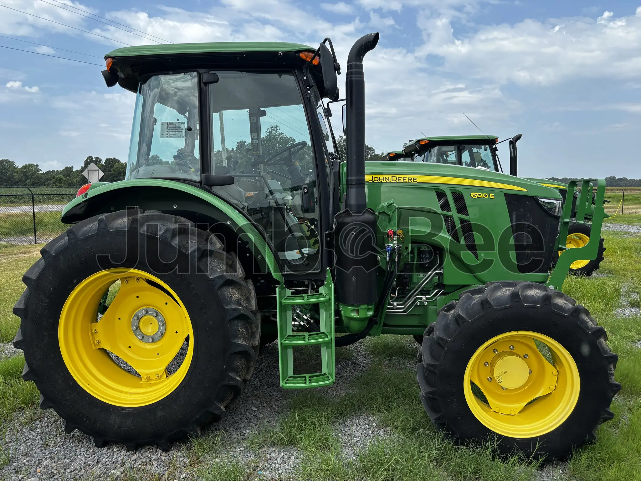 John Deere 6120E 2024 - Usado (977 Horas) en Venta — foto 1 de 11