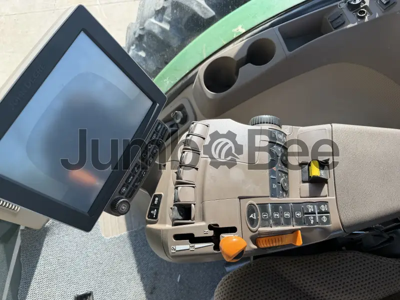 https://prod-jumbo.nyc3.cdn.digitaloceanspaces.com/product/19581/32c5974ddb4f4d510fb6c0b4b1823d56_medium.webp