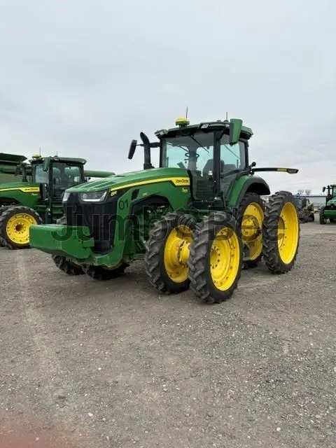 John Deere 8R 230 2023 - Usado (3,399 Horas) en Venta — foto 1 de 7