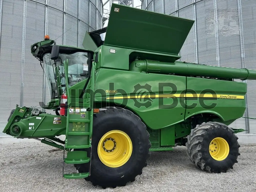 2014 John Deere S680 - Used  for Sale — photo 1 of 119