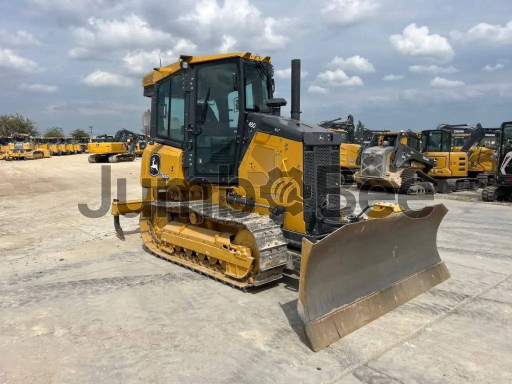 John Deere 450P 2023 - Usado (639 Horas) en Venta — foto 1 de 48