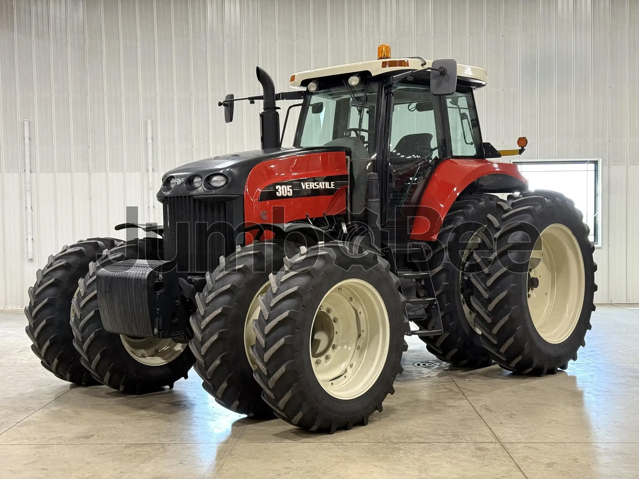 Versatile 305 2012 - Usado en Venta — foto 1 de 42