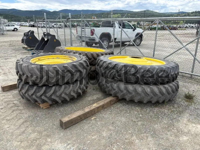https://prod-jumbo.nyc3.cdn.digitaloceanspaces.com/product/20515/0ddae1420fdf053139a667269ee728eb_medium.webp