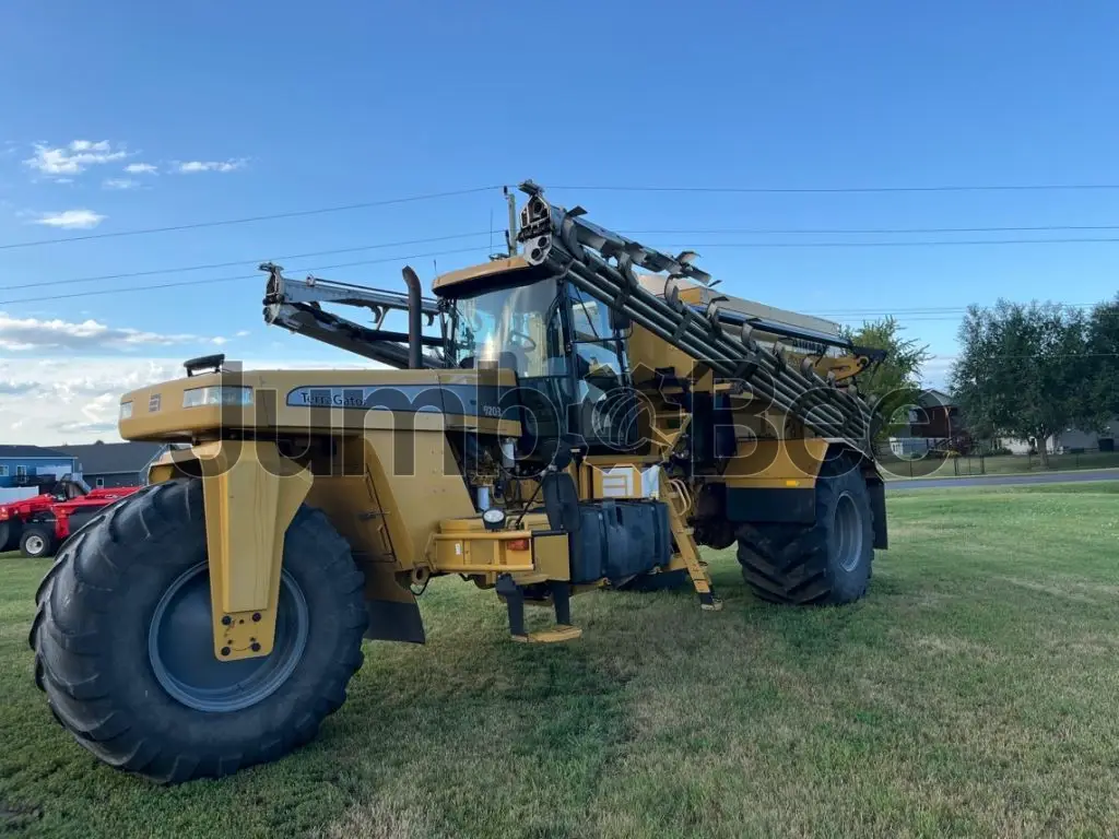 2009 Agco 9203 - Used, for Sale — photo 1 of 37