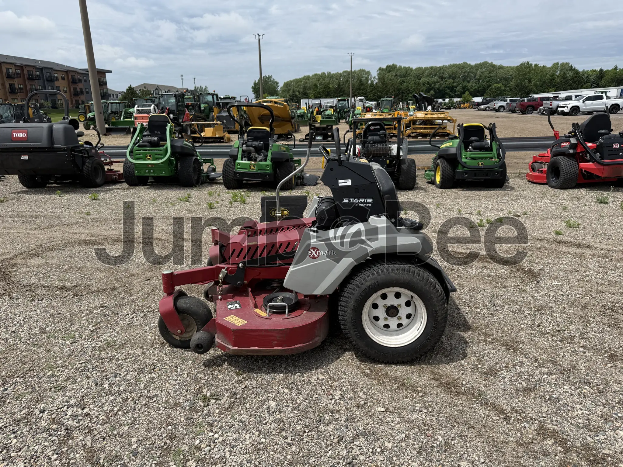 2019 Exmark STARIS - Used, 371 Hours for Sale — photo 1 of 8