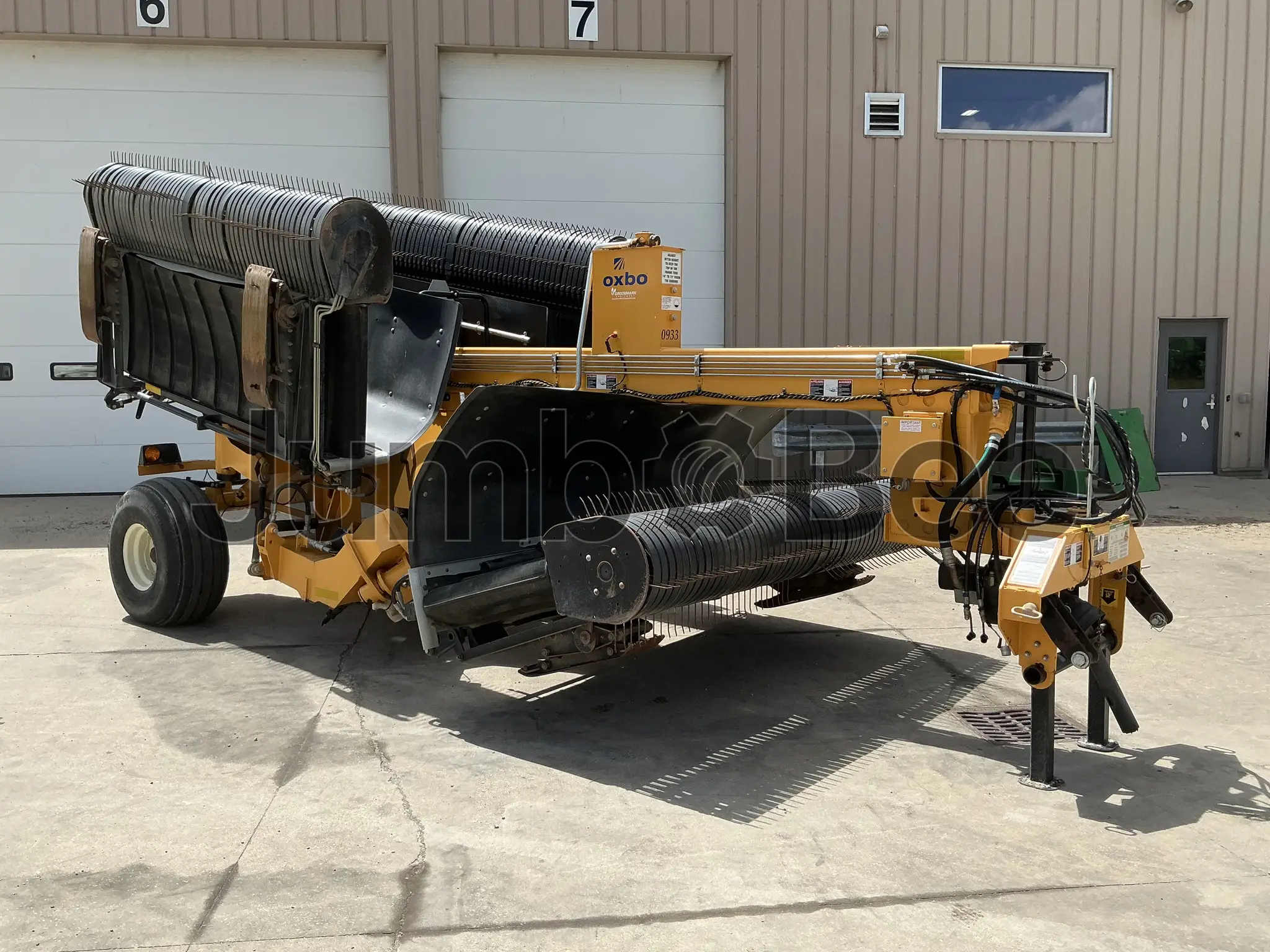 2016 Oxbo 330 - Used, for Sale — photo 1 of 8