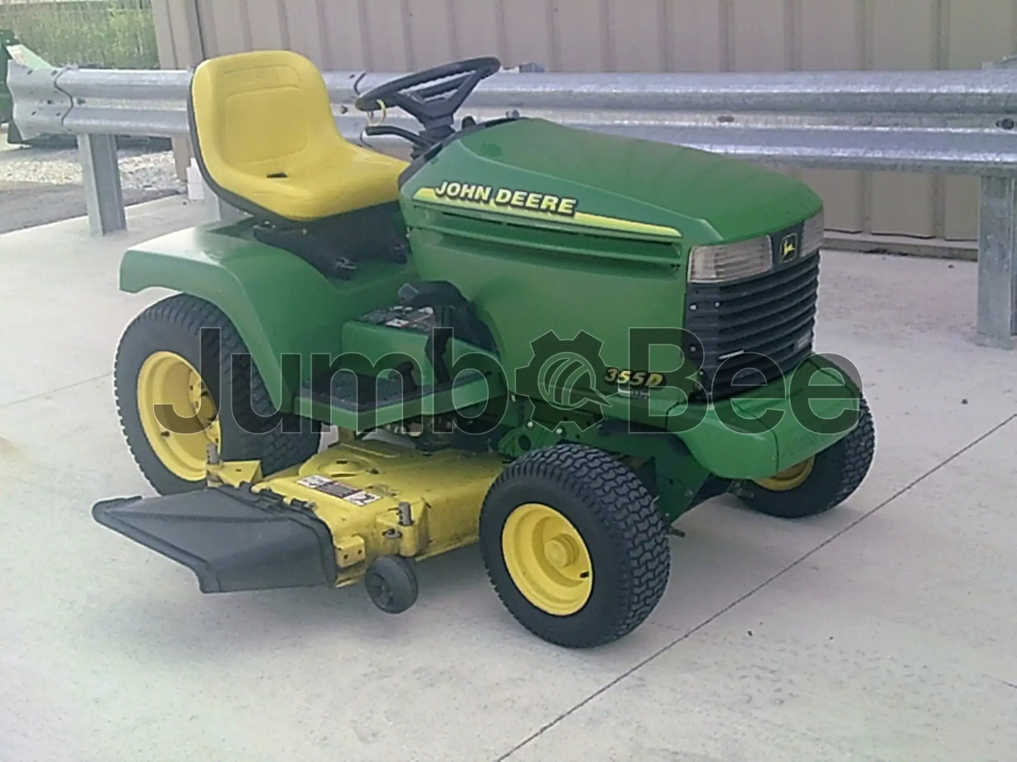 John Deere 355 2000 - Usado (1,976 Horas) en Venta — foto 1 de 8