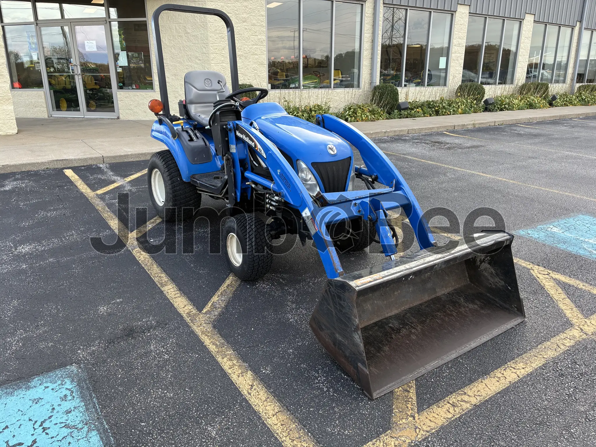 New Holland TZ25DA 2005 - Usado (544 Horas) en Venta — foto 1 de 10