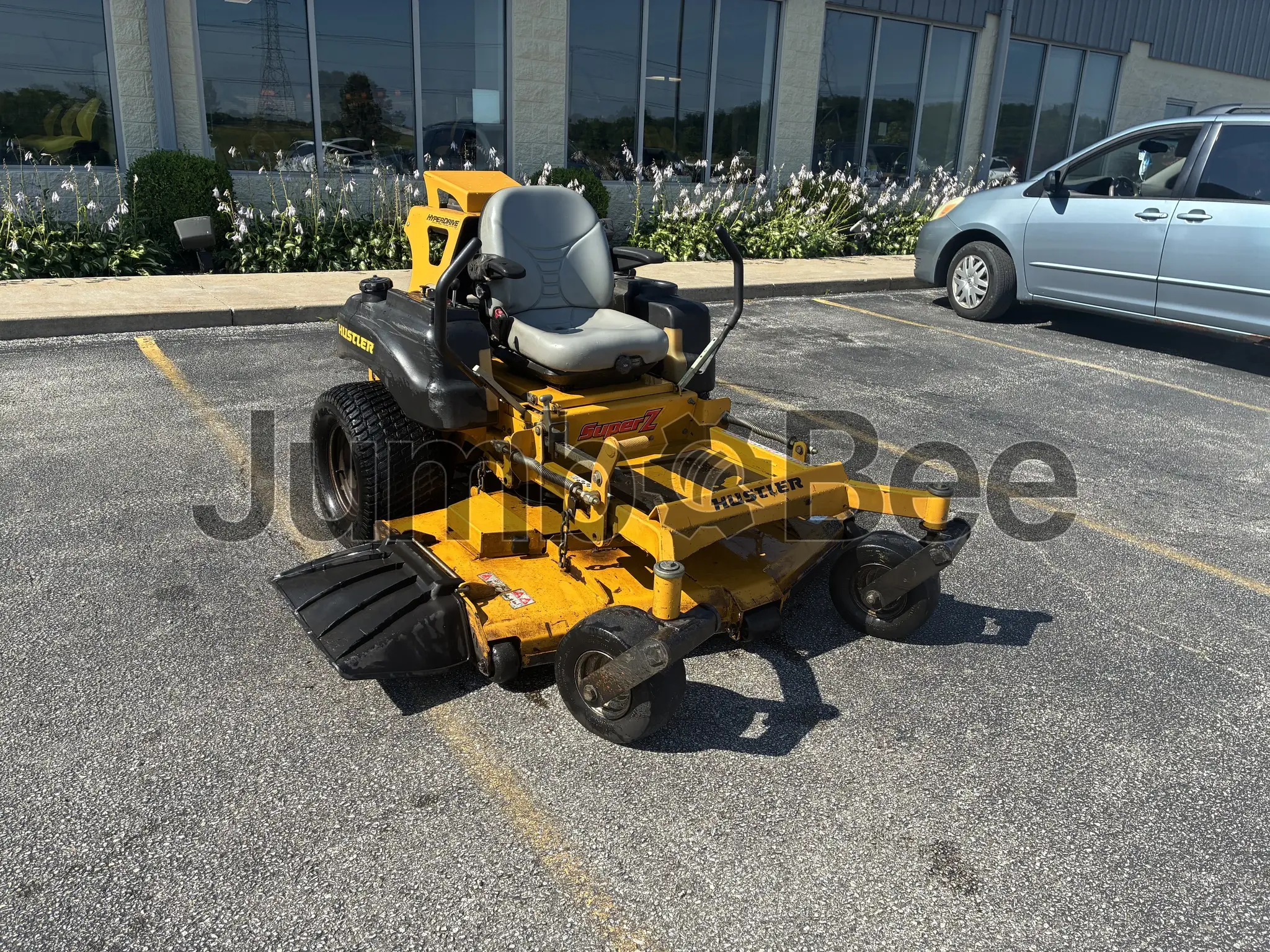 Hustler Super Z 27 2007 - Usado (1,855 Horas) en Venta — foto 1 de 8