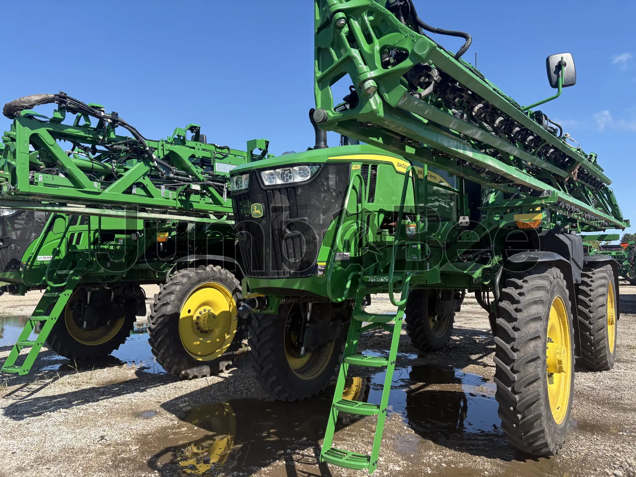 John Deere 412R 2026 - Usado (504 Horas) en Venta — foto 1 de 45