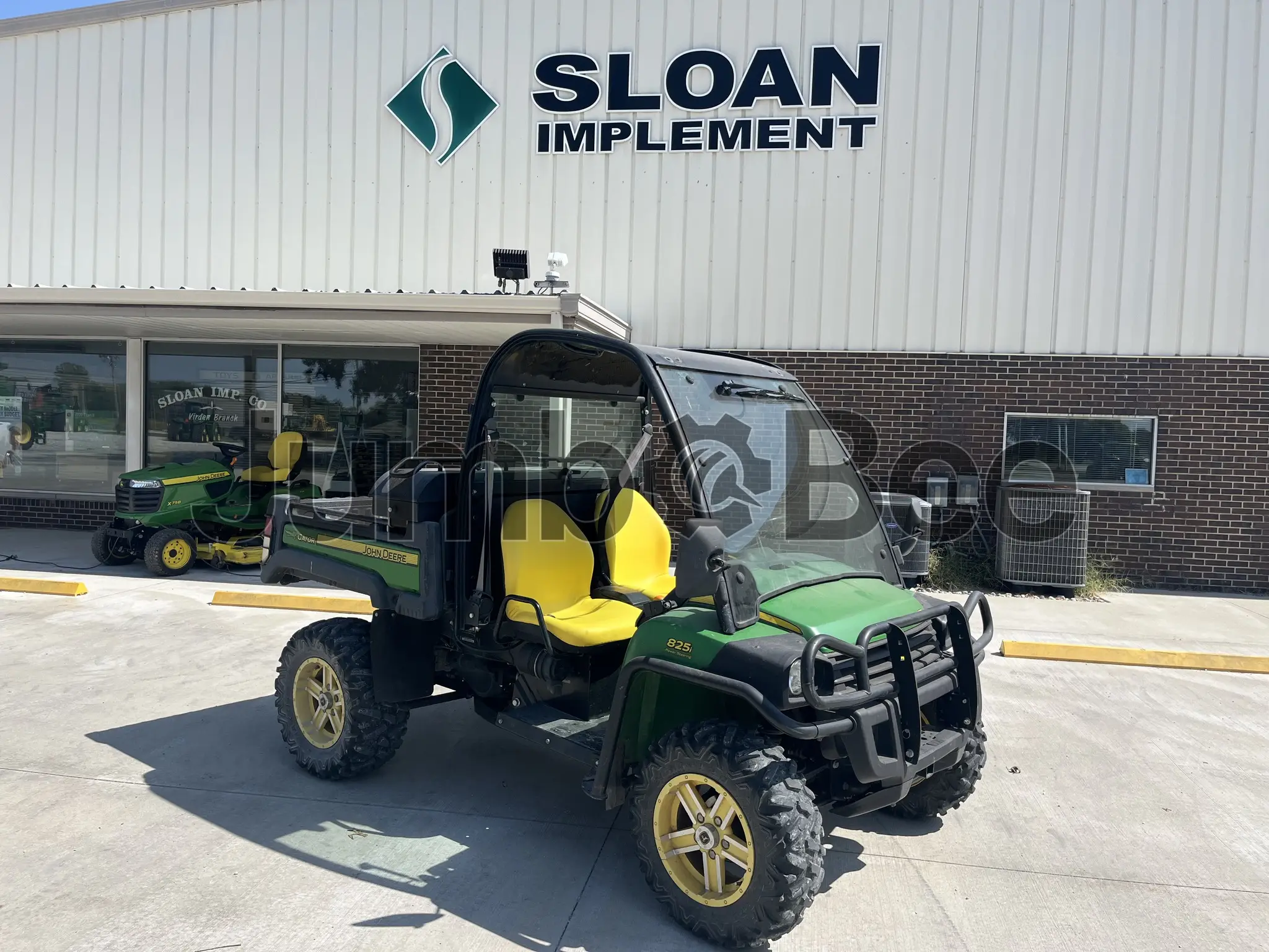 John Deere XUV 825i 2014 - Usado (572 Horas) en Venta — foto 1 de 11