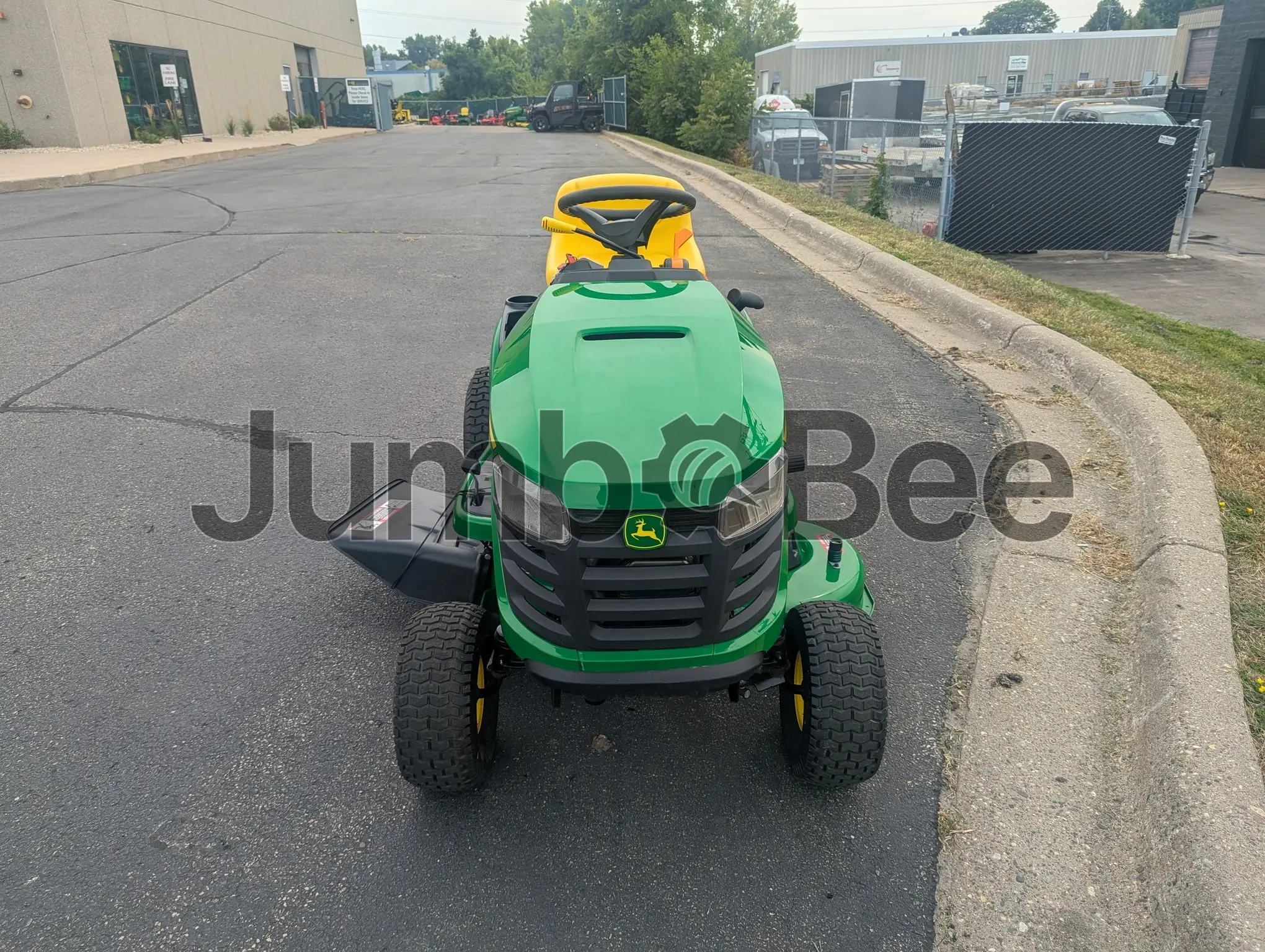 https://prod-jumbo.nyc3.cdn.digitaloceanspaces.com/product/21190/e5ed15ac2f9e12aaadeac5febf85e978.webp