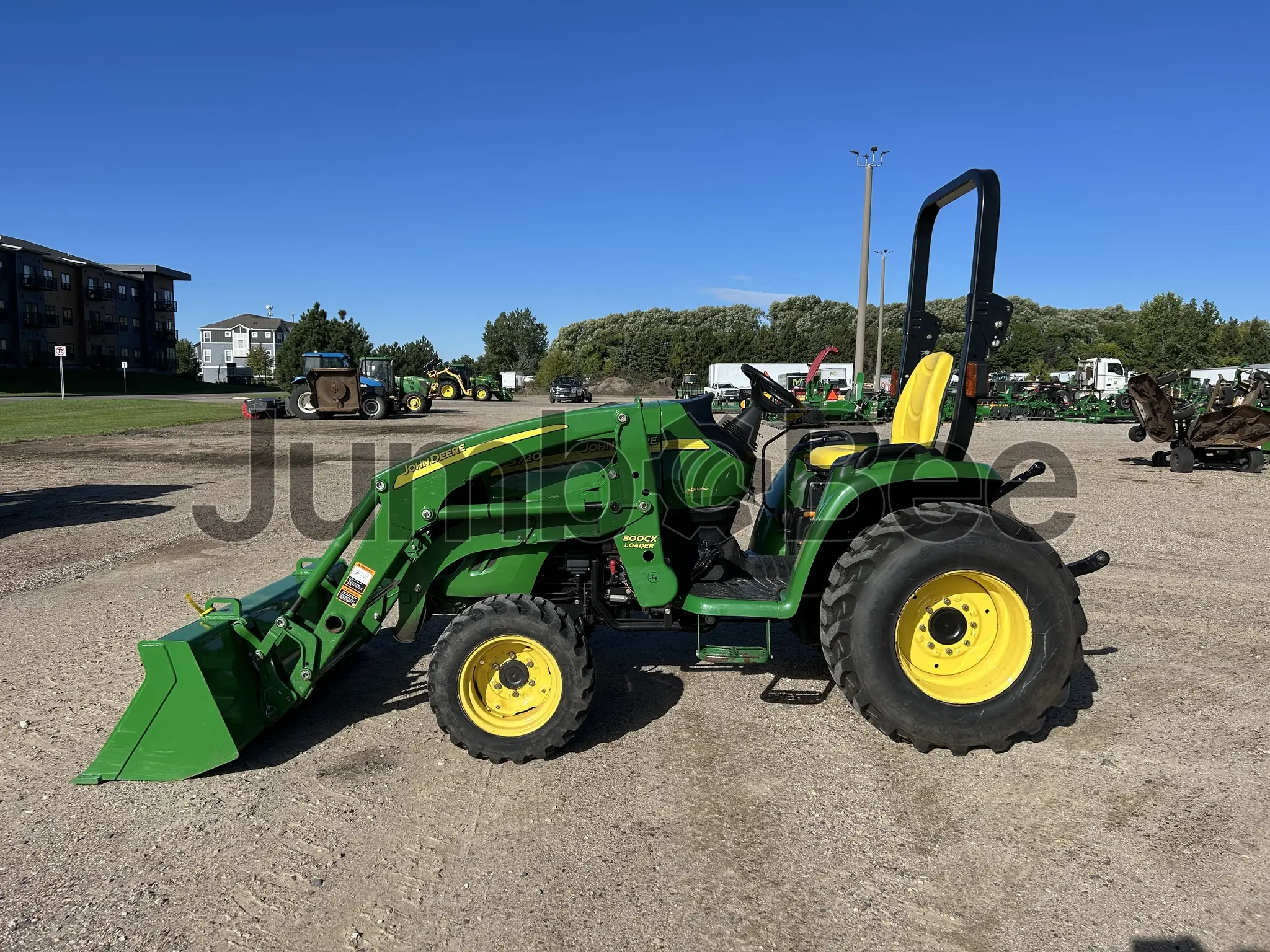 John Deere 3720 2008 - Usado (1,159 Horas) en Venta — foto 1 de 8