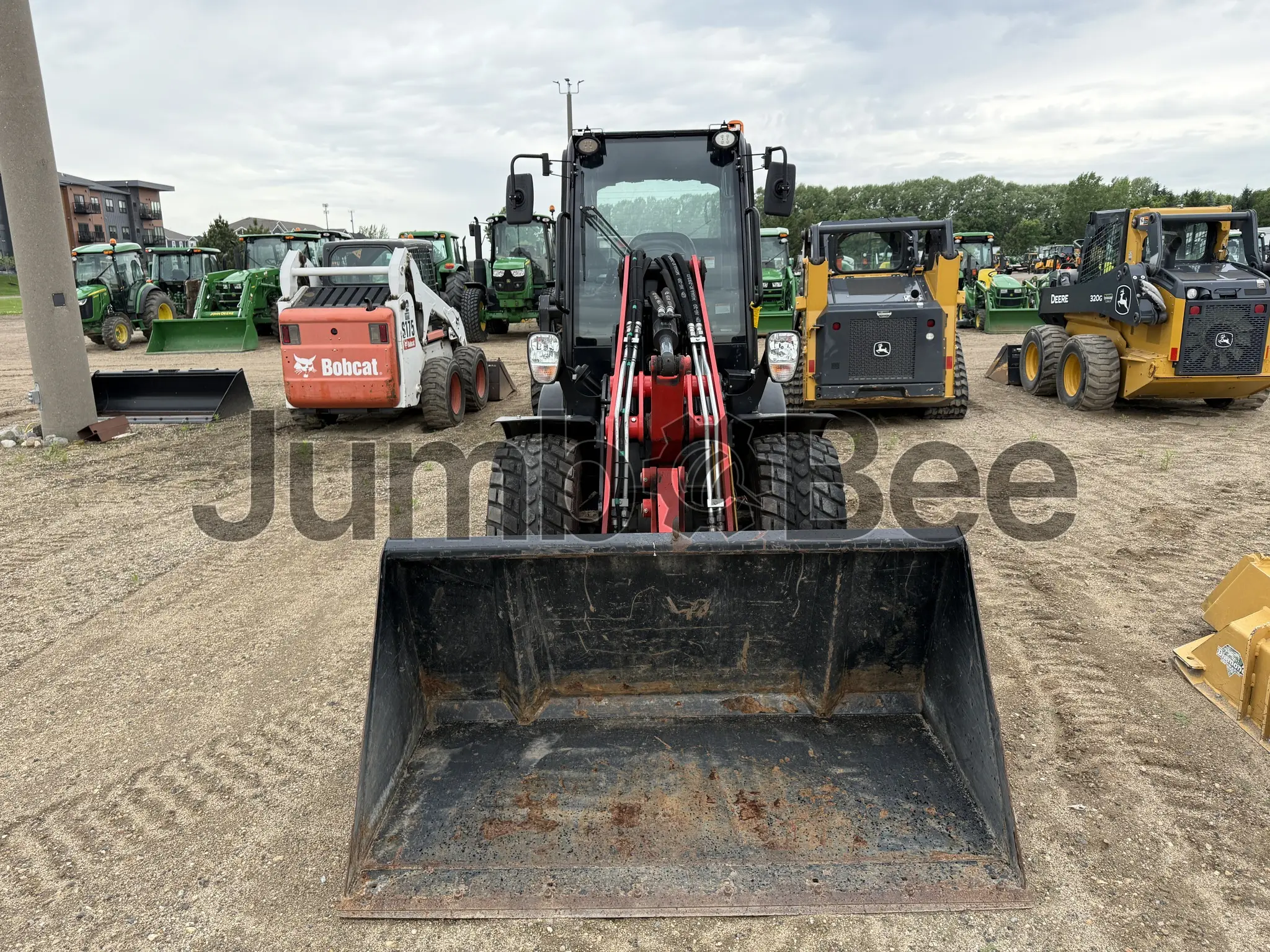 https://prod-jumbo.nyc3.cdn.digitaloceanspaces.com/product/21206/d63f3106b7e6f15dbbe6fdb9f62a92a4.webp