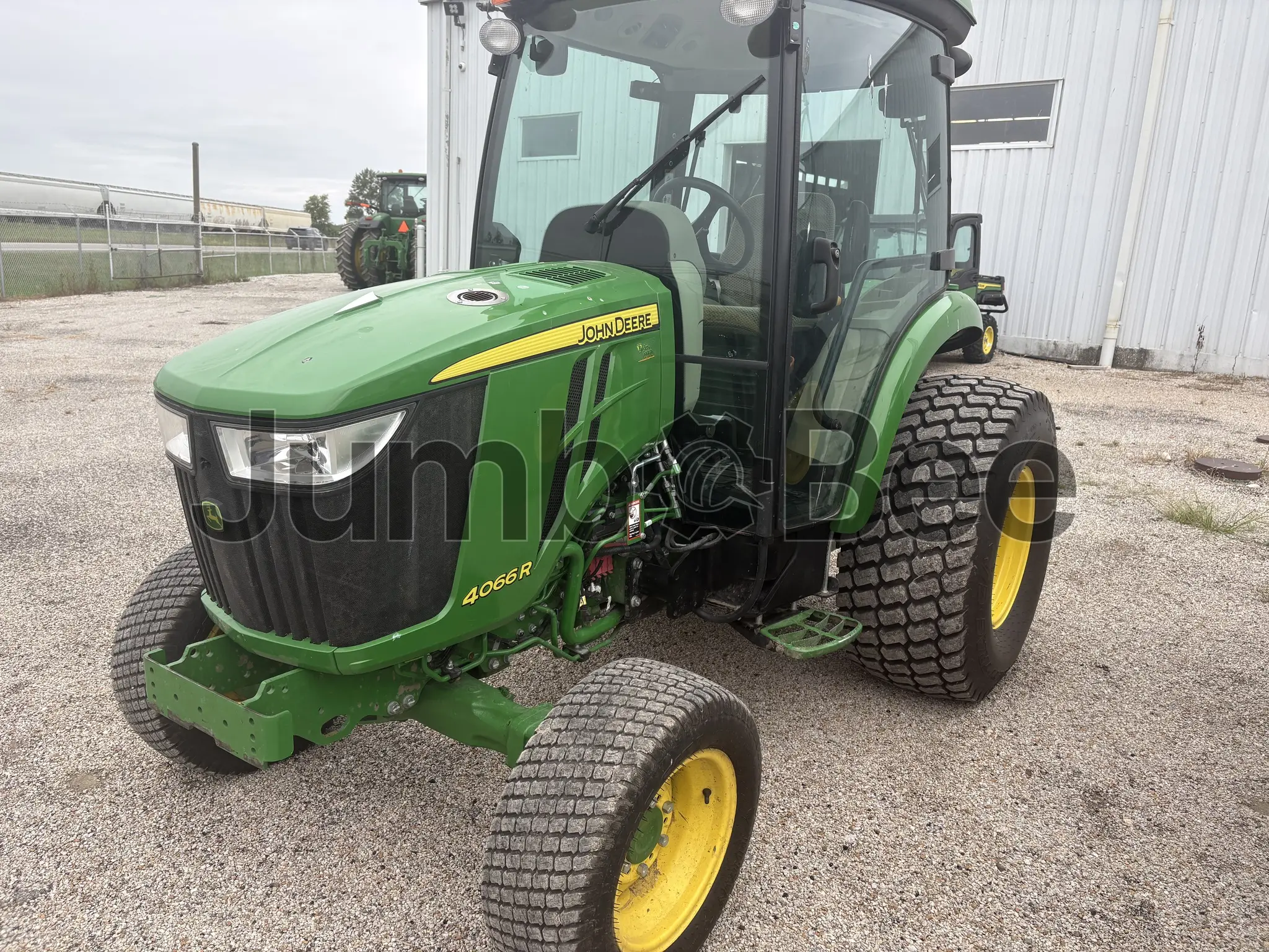 John Deere 4066R 2017 - Usado (437 Horas) en Venta — foto 1 de 15