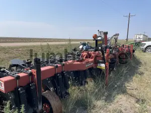 2011 Krause 1200T-1230F Strip-Till Units